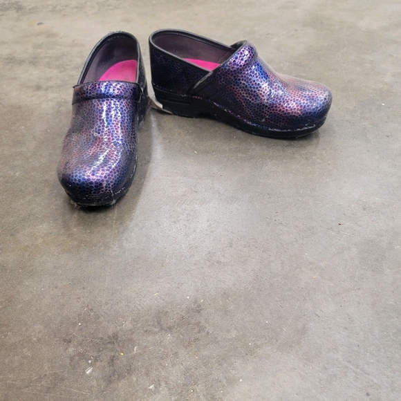 Dansko Shoes - Shoe